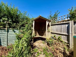 Photo 8- click for photo gallery